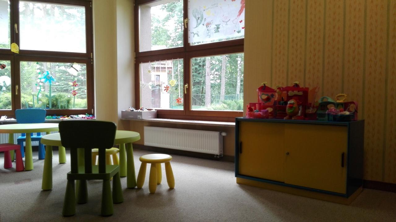 Osrodek Szkoleniowo - Wypoczynkowy Guzianka Ruciane-Nida Exterior foto